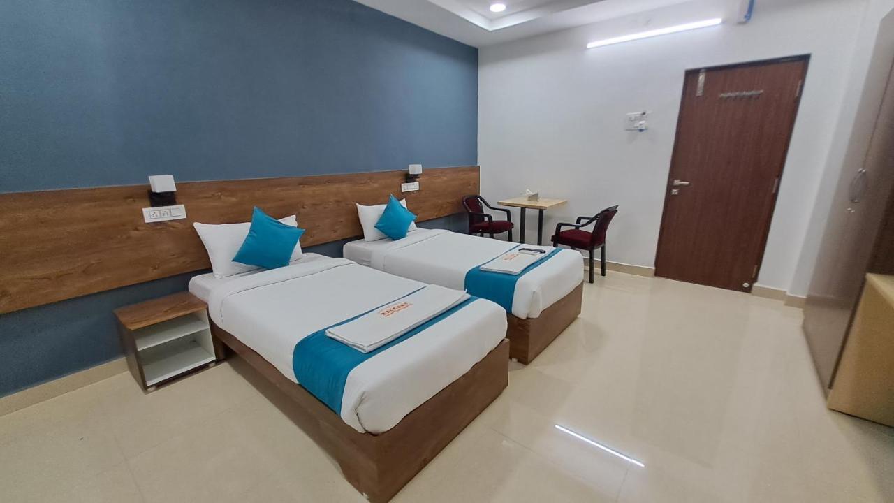 The Balcony Hotel 海得拉巴 外观 照片