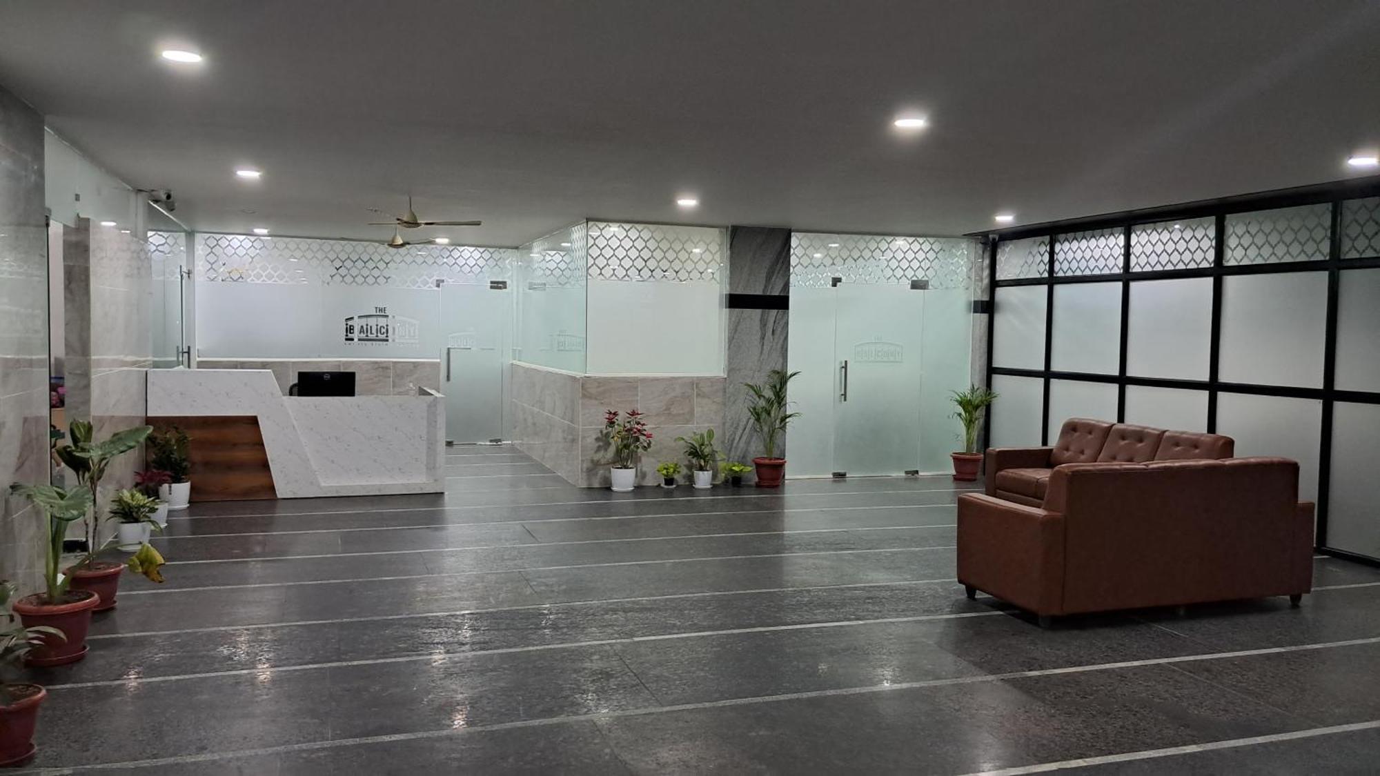 The Balcony Hotel 海得拉巴 外观 照片