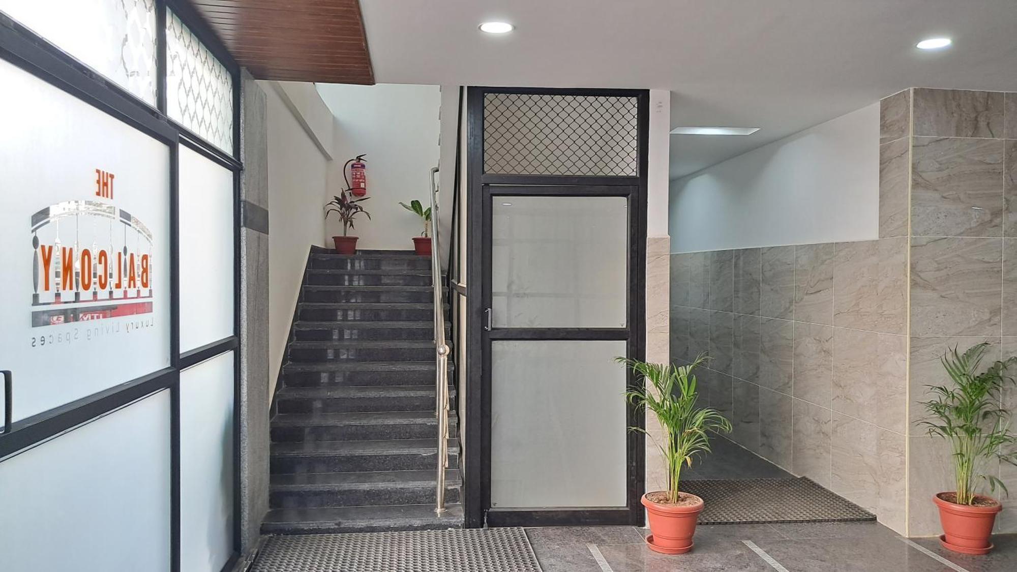 The Balcony Hotel 海得拉巴 外观 照片